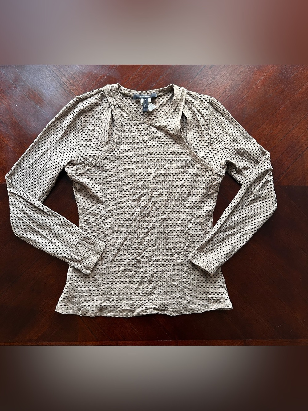 BCBGMaxAzria Taupe Open Eyelet Long-Sleeve Top size s
